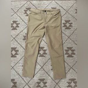 Lululemon men’s ABC classic pant